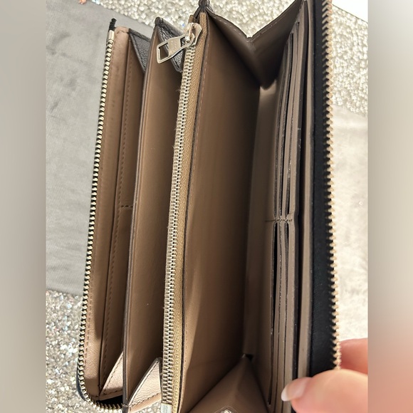 🎁 Louis Vuitton Taurillon Leather Comet Wallet Black - Picture 11 of 12